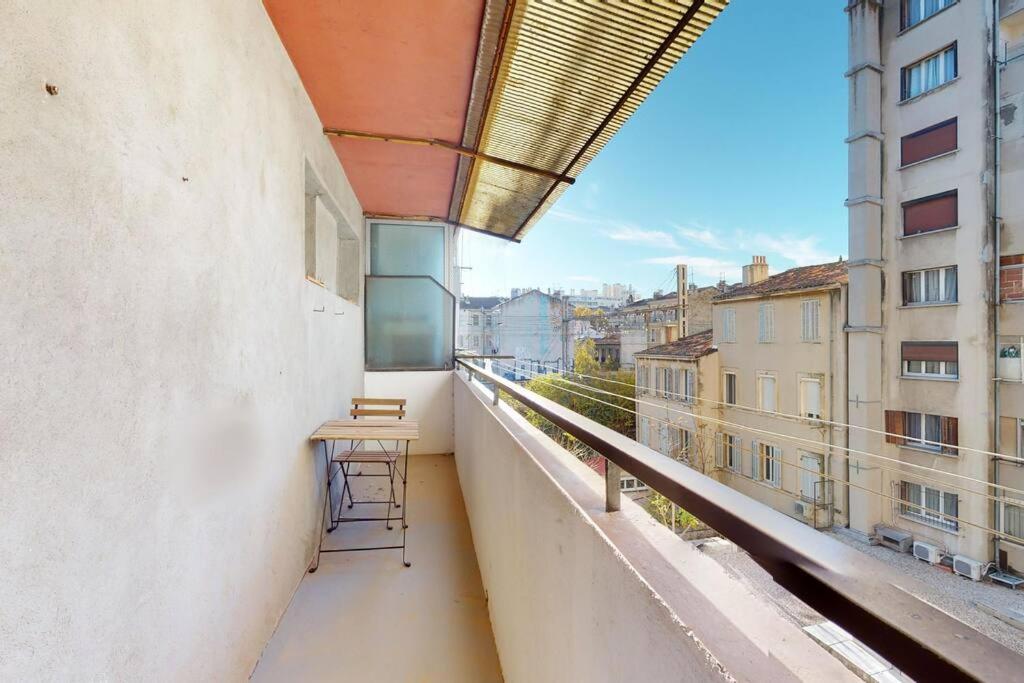 4 8 Couchages Avec Exterieur Apartment Marseilles